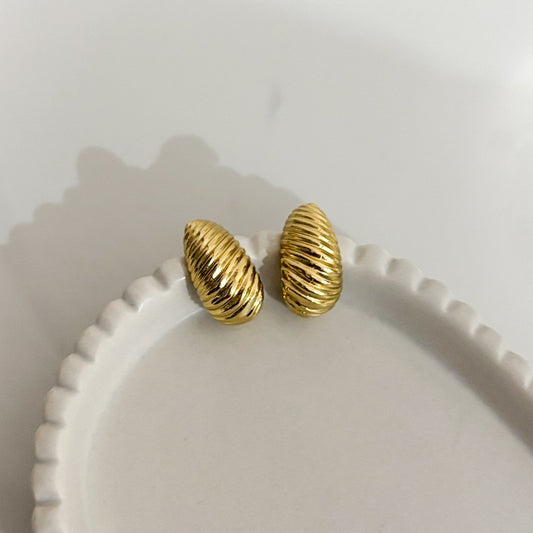 Nautica Drop Statement Studs