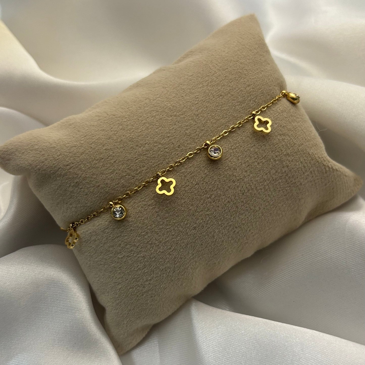 Golden luck bracelet