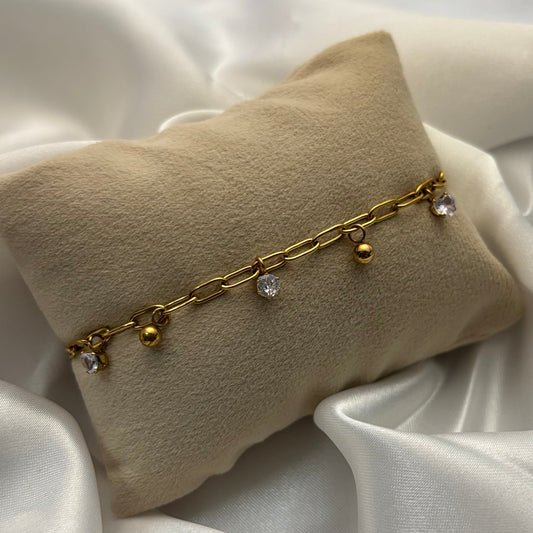 Dainty Dazzle bracelet